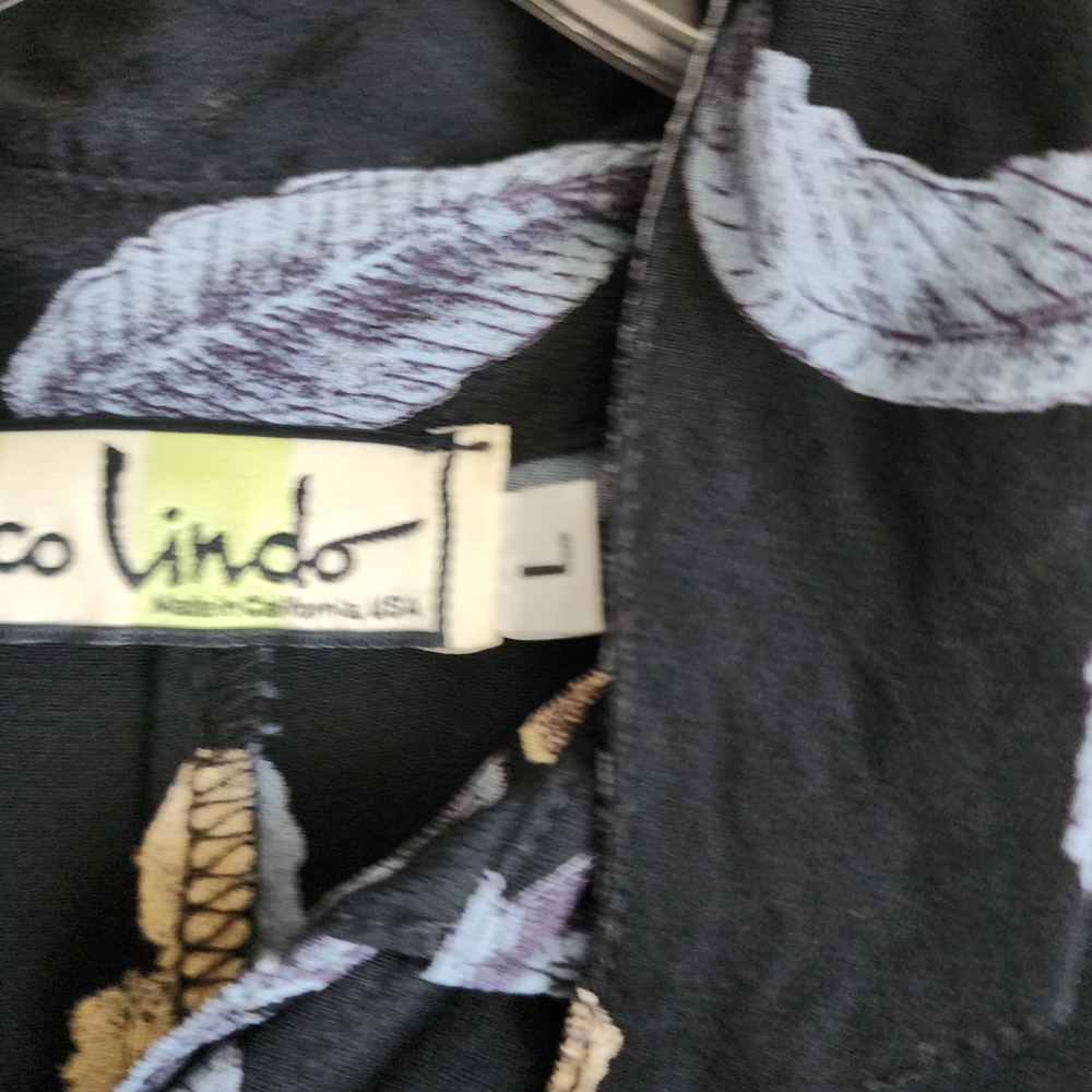 Loco Lindo Black and Floral Print Women's Blouse